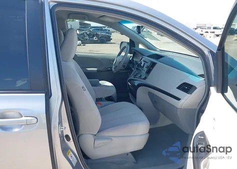 2012 Toyota Sienna Le V6 8 Passenger из США, поврежденный, VIN 5TDKK3DC6CS243693